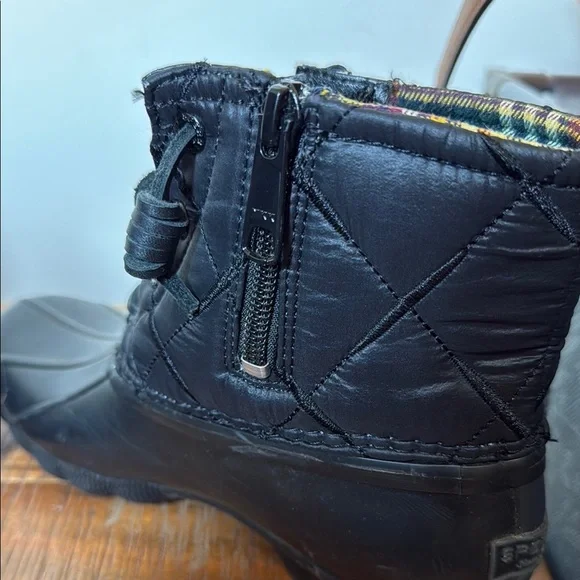 Sperry Black Quilted Duck Boots, Women’s 5.5 - Picture 5 of 6